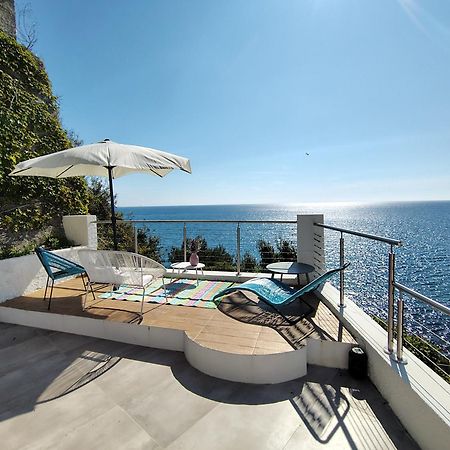 Conca Verde: Beachfront Villas with Private Jacuzzis Andora Exterior photo