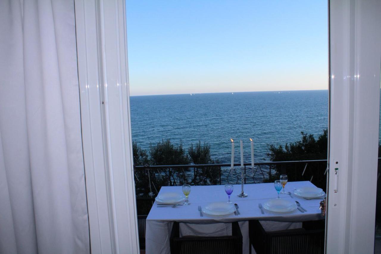 Conca Verde: Beachfront Villas with Private Jacuzzis Andora Exterior photo