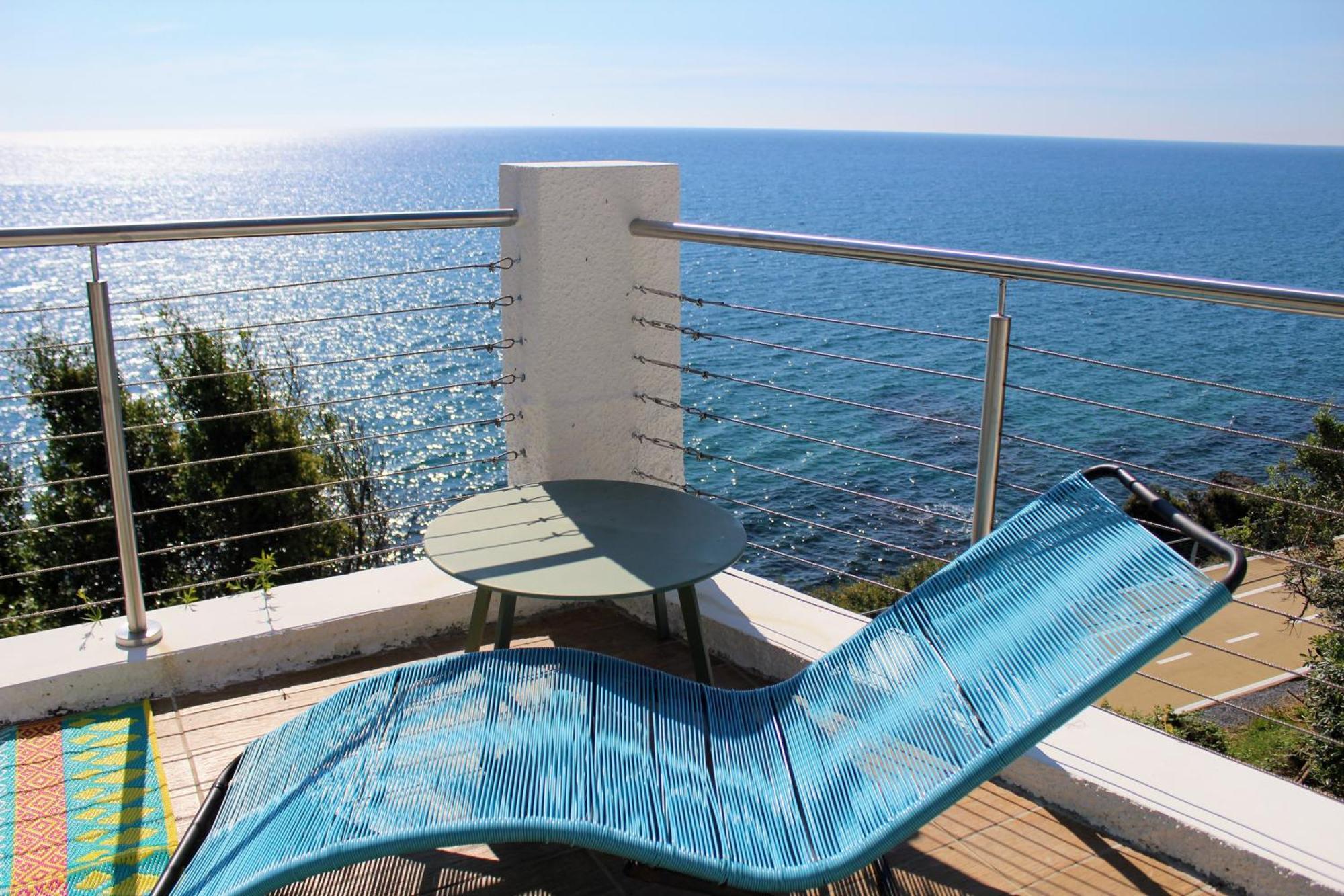 Conca Verde: Beachfront Villas with Private Jacuzzis Andora Exterior photo