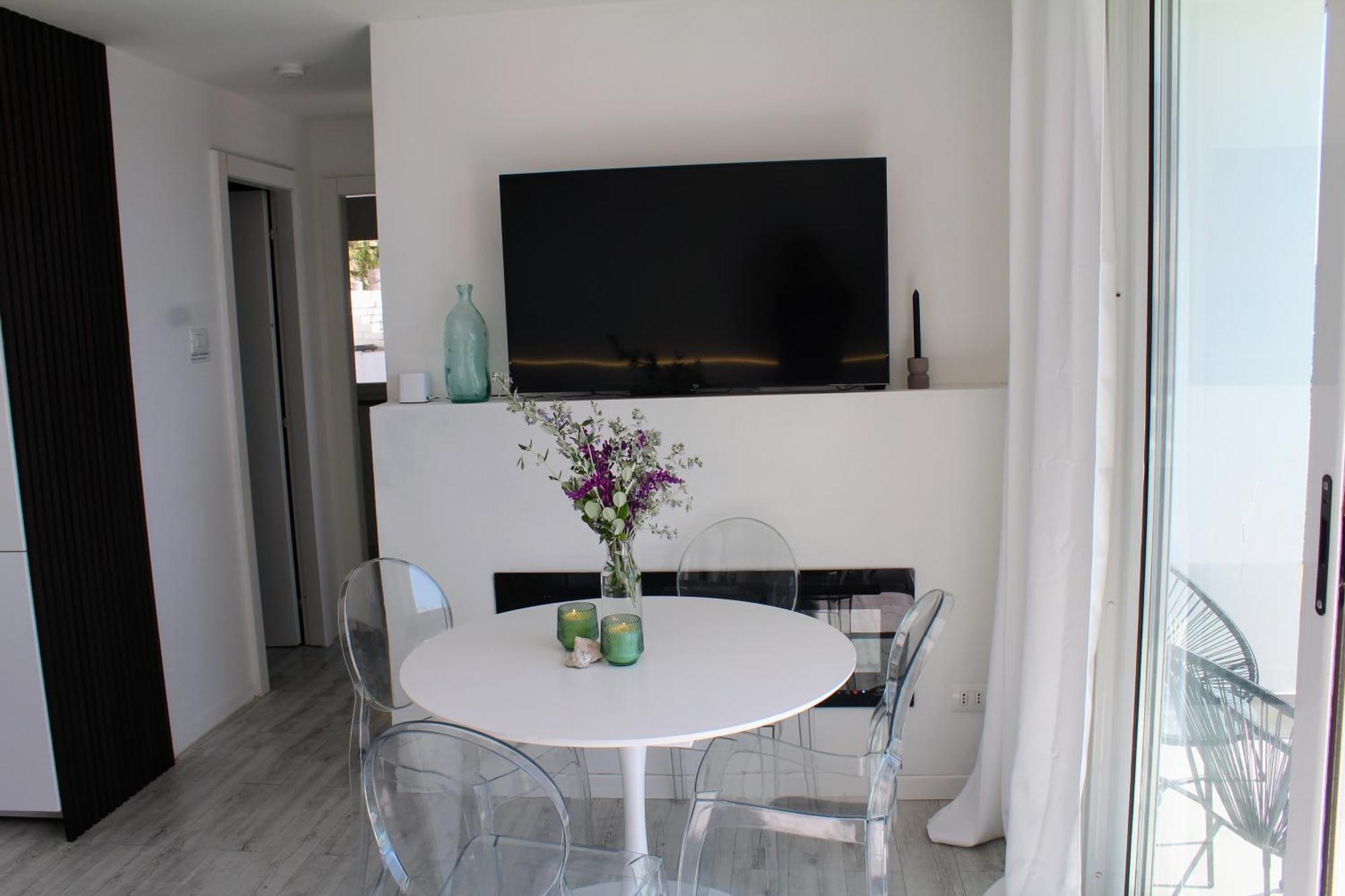 Conca Verde: Beachfront Villas with Private Jacuzzis Andora Exterior photo